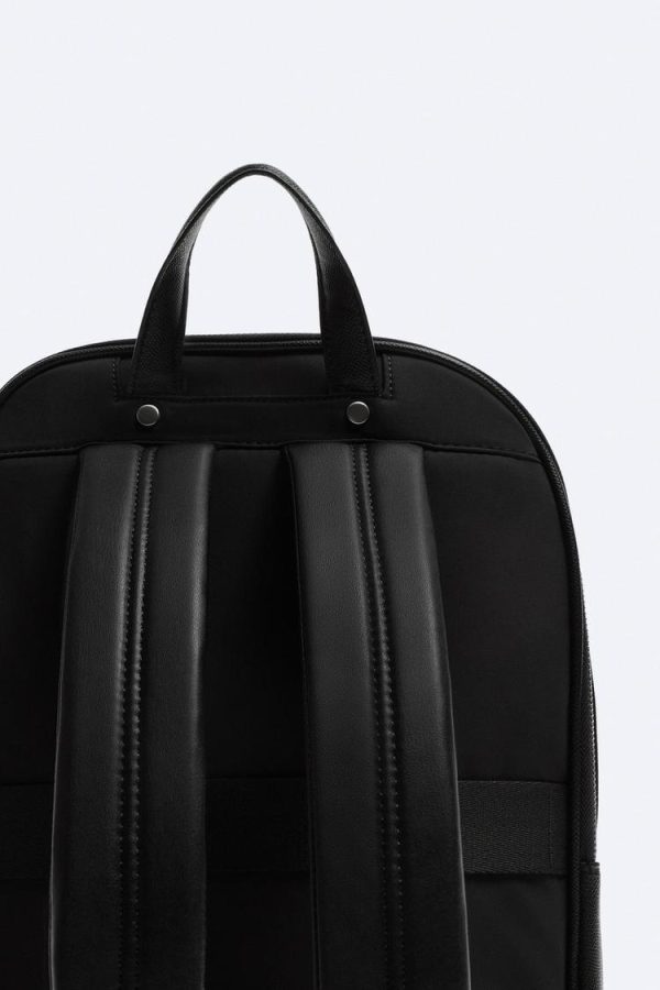 13211420800-e4 EMBOSSED BACKPACK