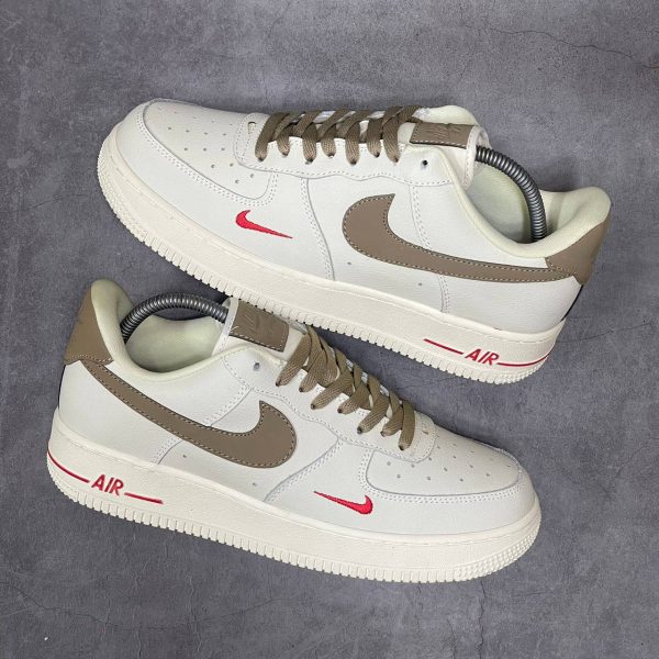 photo_5908957813781152827_y Nike Air Force 1 Low Yohood