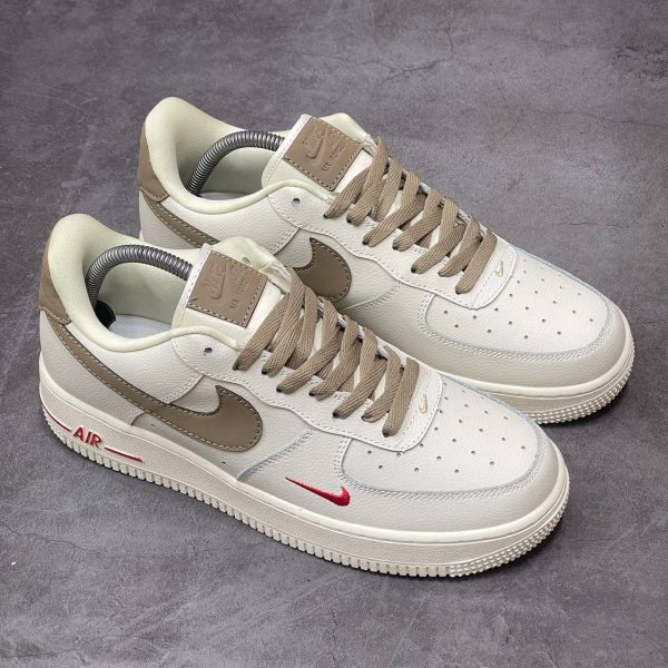 photo_5908957813781152828_y Nike Air Force 1 Low Yohood