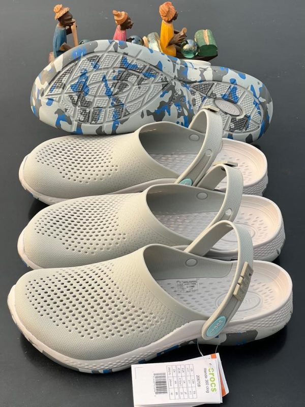 Unisex Lite-Ride Breathable Crocs