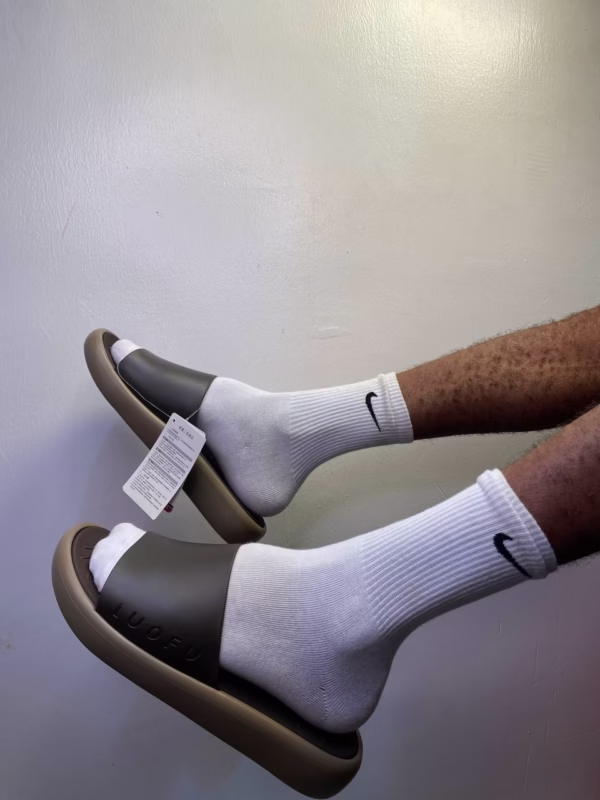 Luofu Unisex Comfort Slides – Non-Slip, Everyday Slides