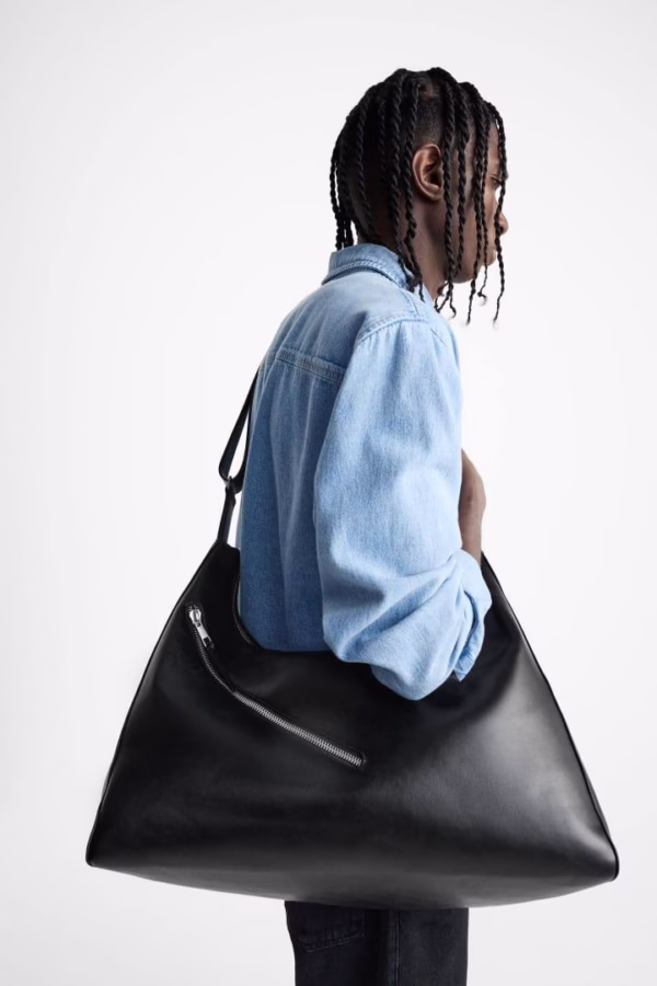 Snag Zara's XL Shoulder Bag