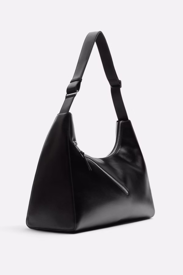 Snag Zara's XL Shoulder Bag
