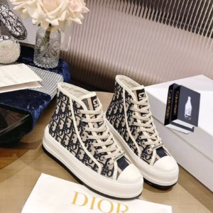 Dorian High-Tops.
