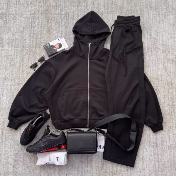 Urban Relaxed Fit Hoodie & Sweatpants