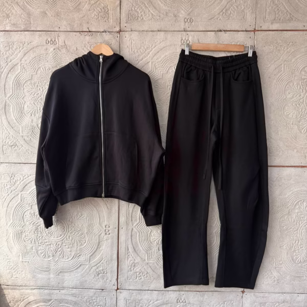 Urban Relaxed Fit Hoodie & Sweatpants