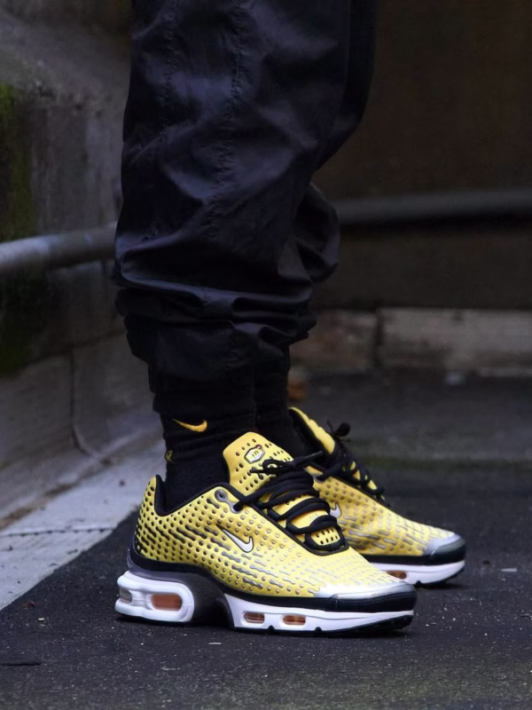 IMG_20251210_141732_151 Nike Air Max Plus TN7 “Varsity Maize”