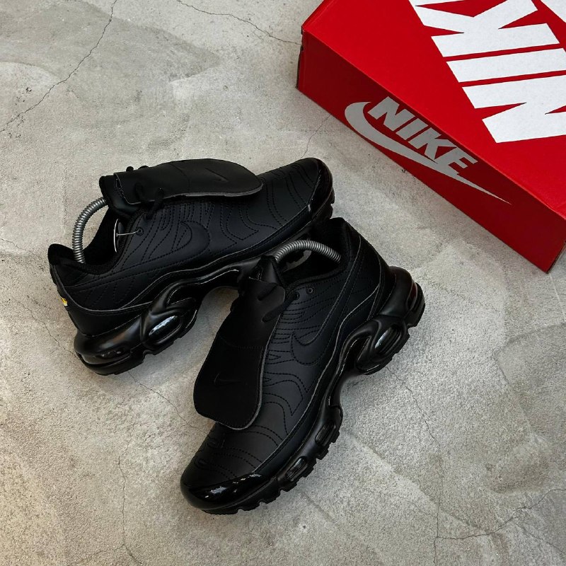 Nike AirMax TNPO – Midnight Edition