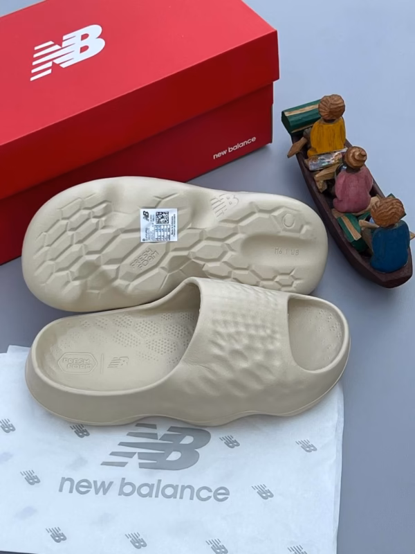 New Balance ComfortFlex Cloud Slides