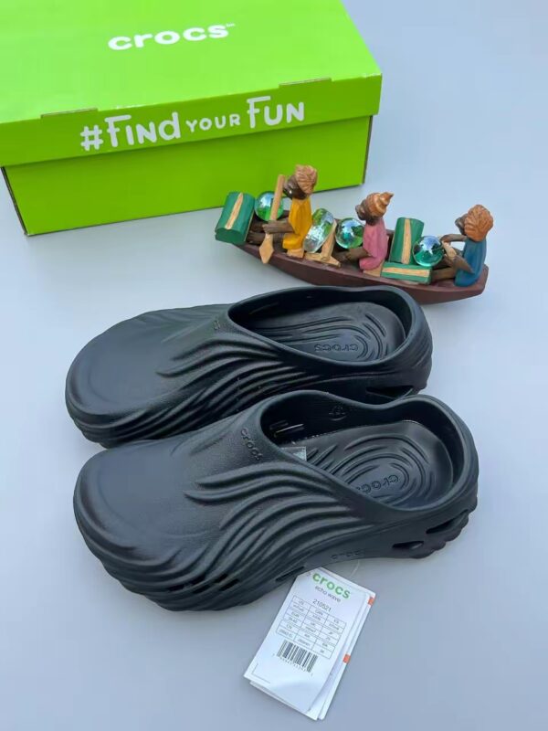temp_image_5444D9EF-84DD-4FBF-8C71-096FC63FB0B0 Echo Wave Crocs
