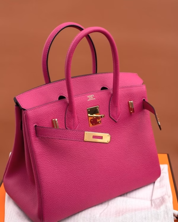 910455e8-9d3e-4828-ab27-b2ab6ef4060f Classic Hermes Style Bag