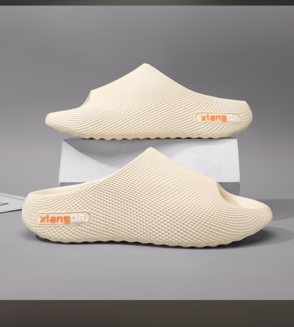 ec642d6c-1749-4718-bc00-decc64d12e0e FlexMesh Comfort Mules